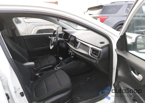 2021 Kia Rio S z USA, uszkodzony, nr VIN 3KPA24AD0ME370935